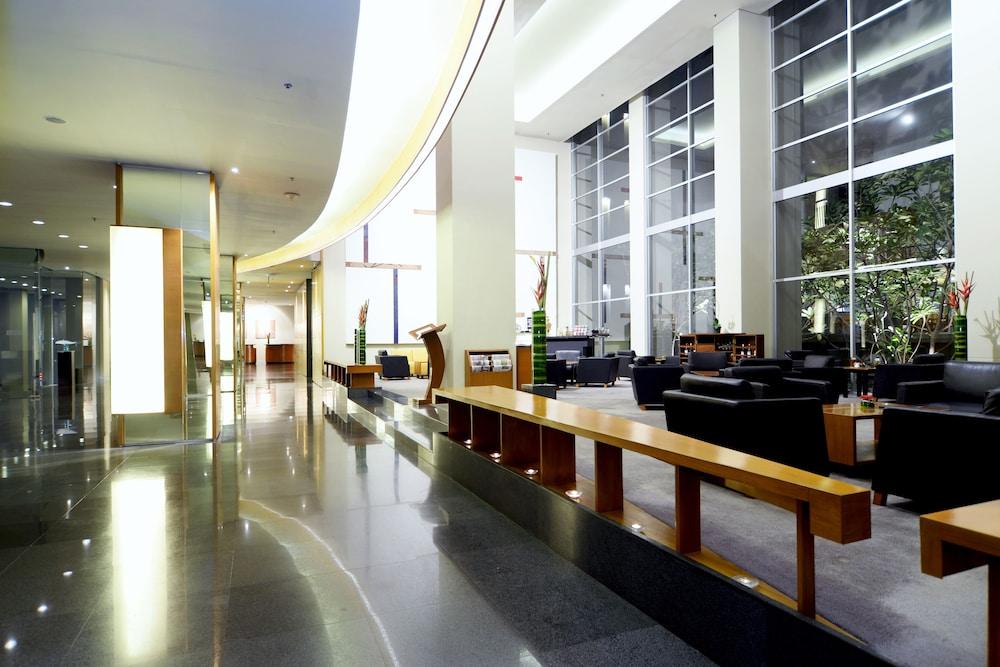 Moevenpick Centre Hotel